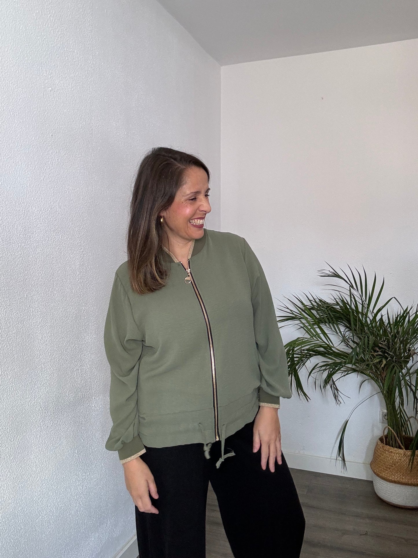Bomber verde Manuela